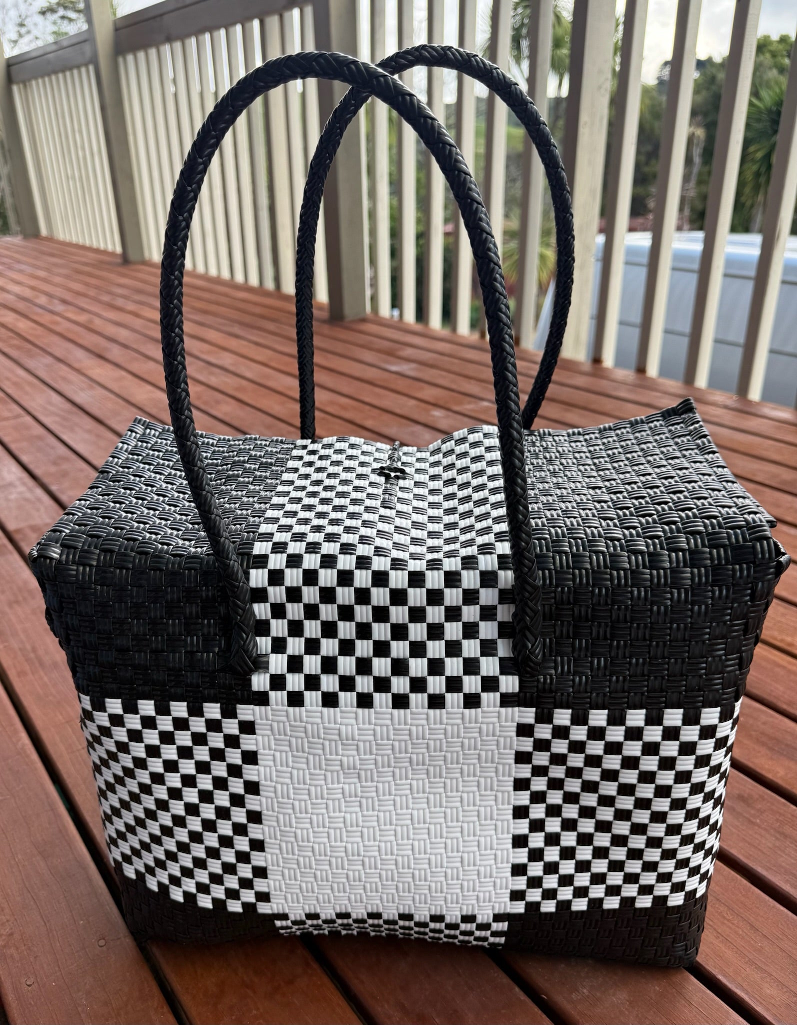 Black / White Picnic Style Tote Bag image 2