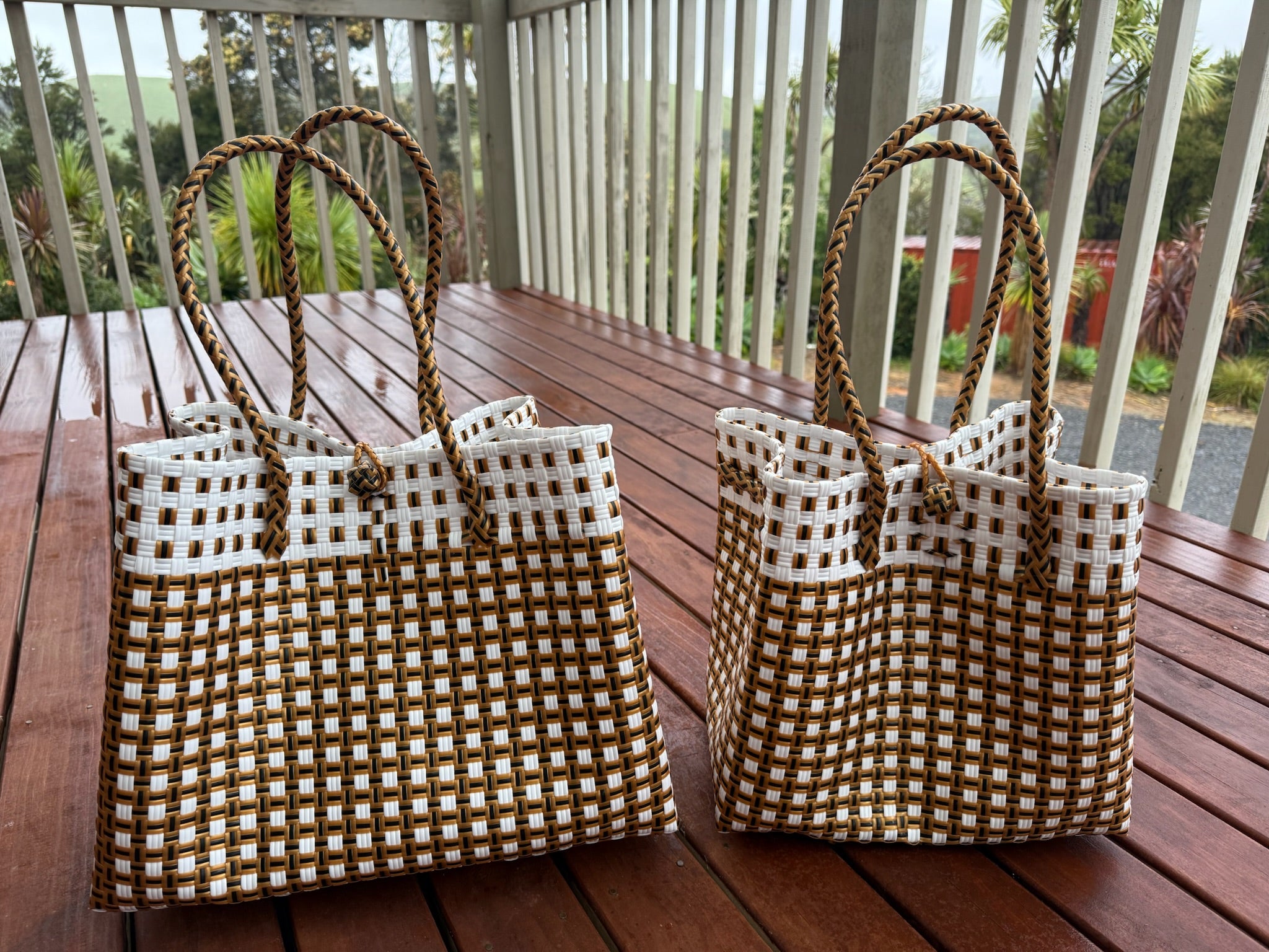 Gold/White/Black Chequered Tote Bag image 0