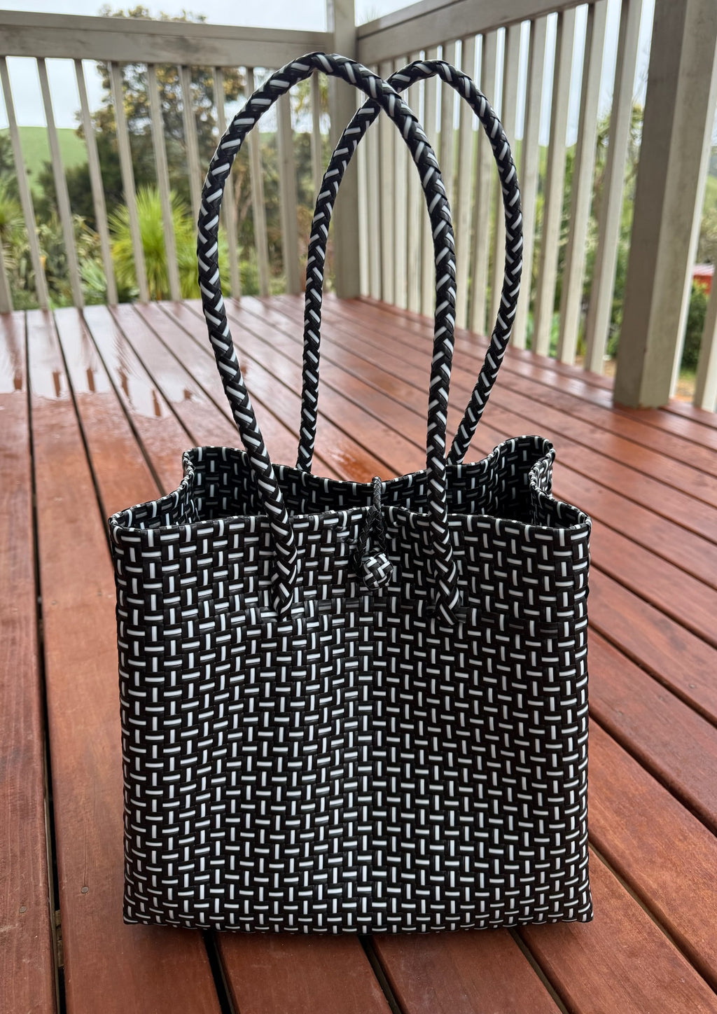 Black / White Tote Bag image 2