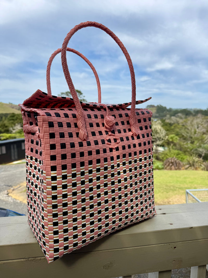 Pink / Black Chequered Picnic Bag image 0