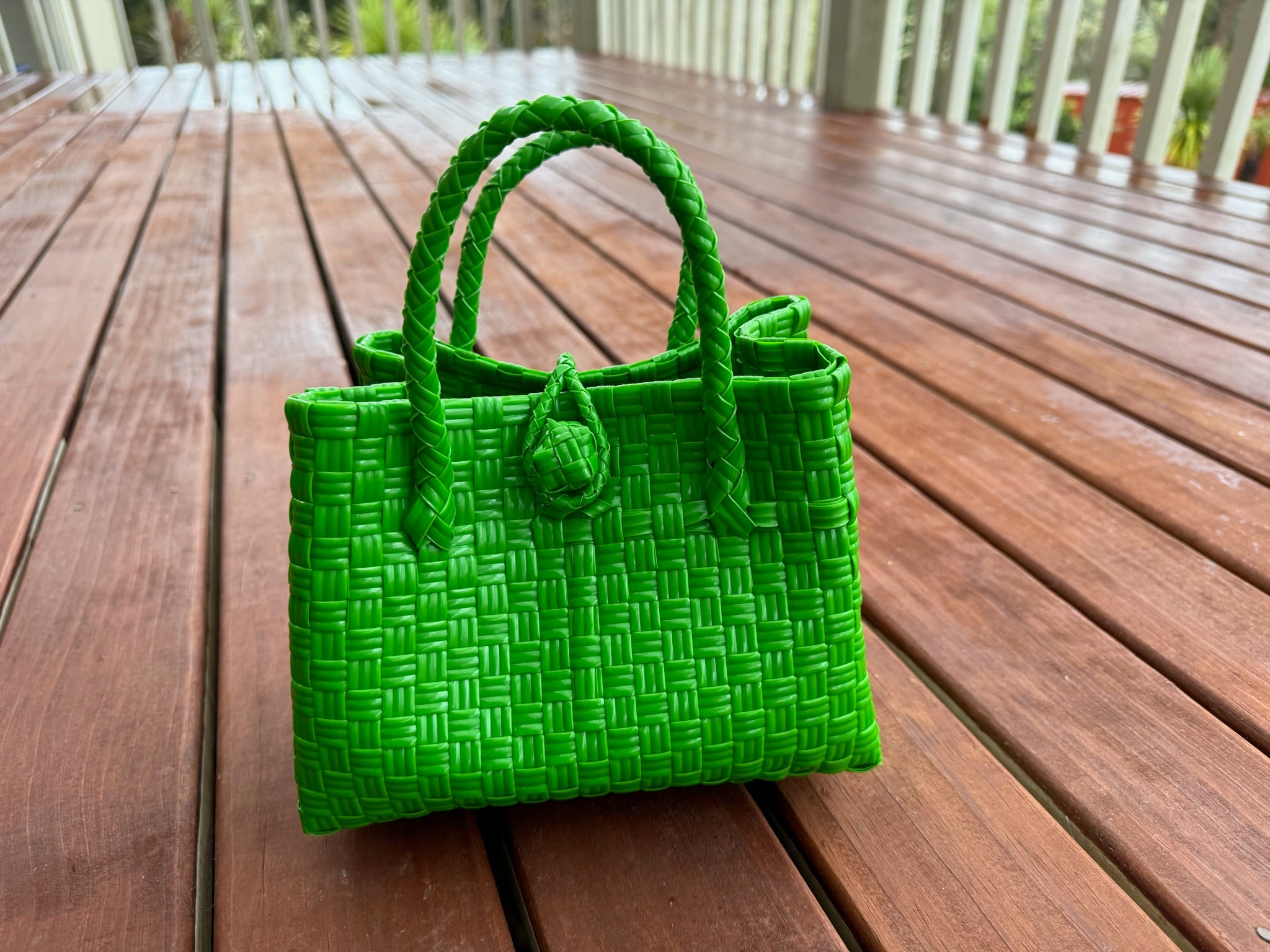 Green Single Colour Tote Bag image 0